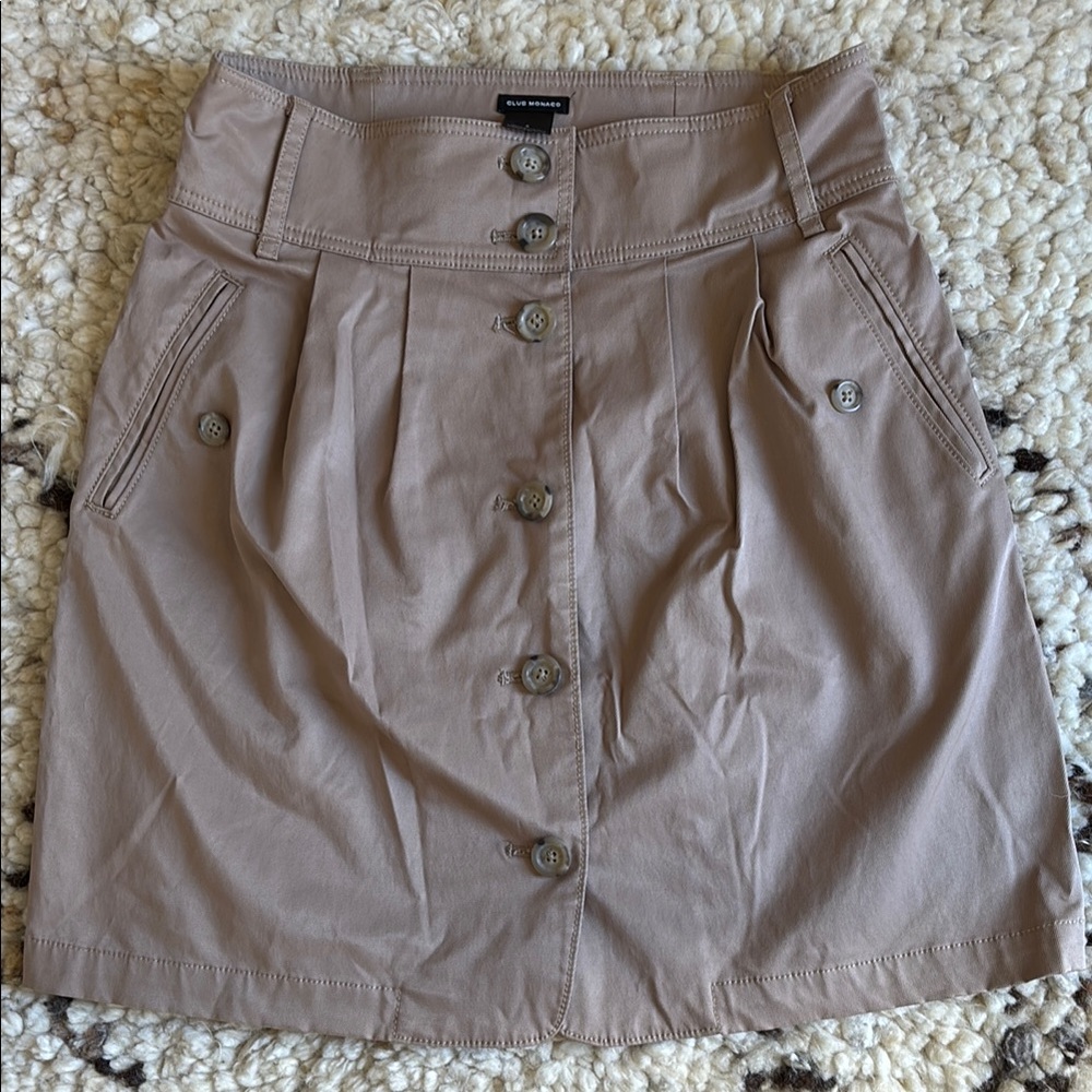 Club Monaco Tan Pleated Skirt